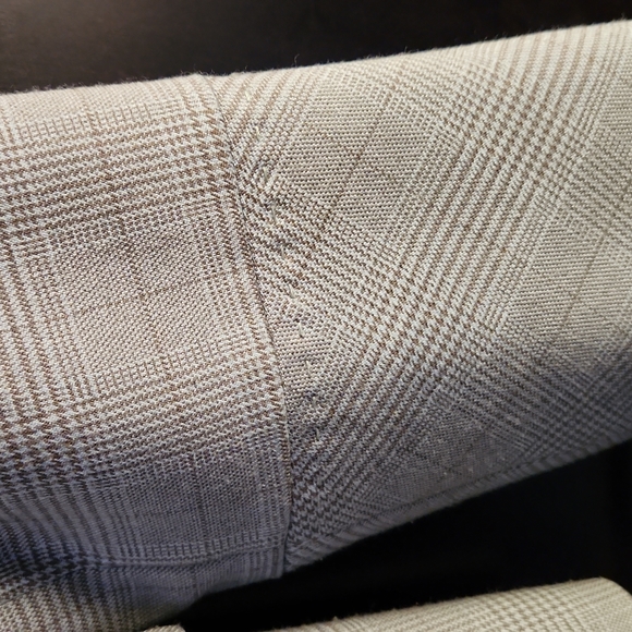 Liz Claibone Ladies Blazer - Picture 10 of 11